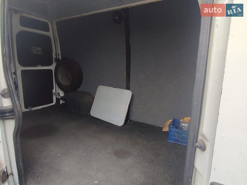 Вантажний фургон Renault Master 2006 в Недригайліву