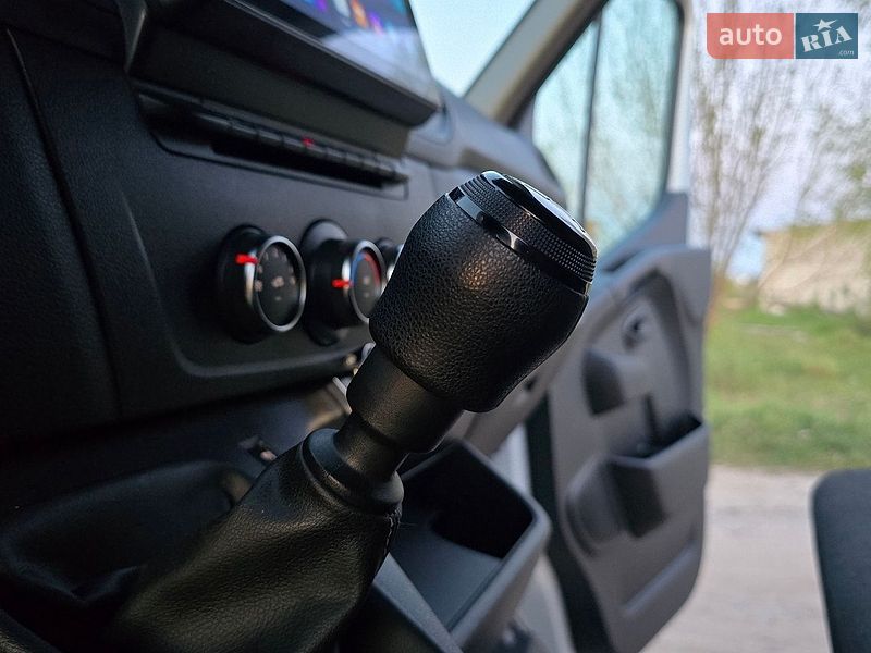 Грузовой фургон Renault Master 2023 в Житомире