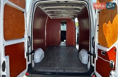 Грузовой фургон Renault Master 2017 в Львове