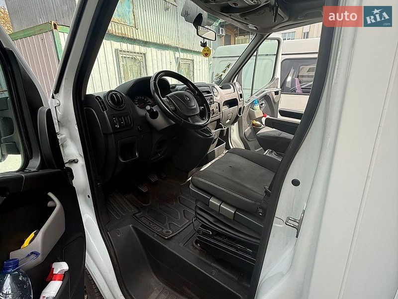 Тентованый Renault Master 2017 в Петропавловской Борщаговке