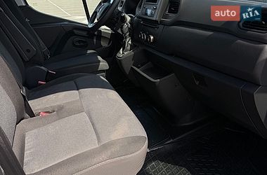 Вантажний фургон Renault Master 2020 в Тернополі