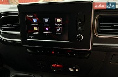 Вантажний фургон Renault Master 2019 в Тернополі