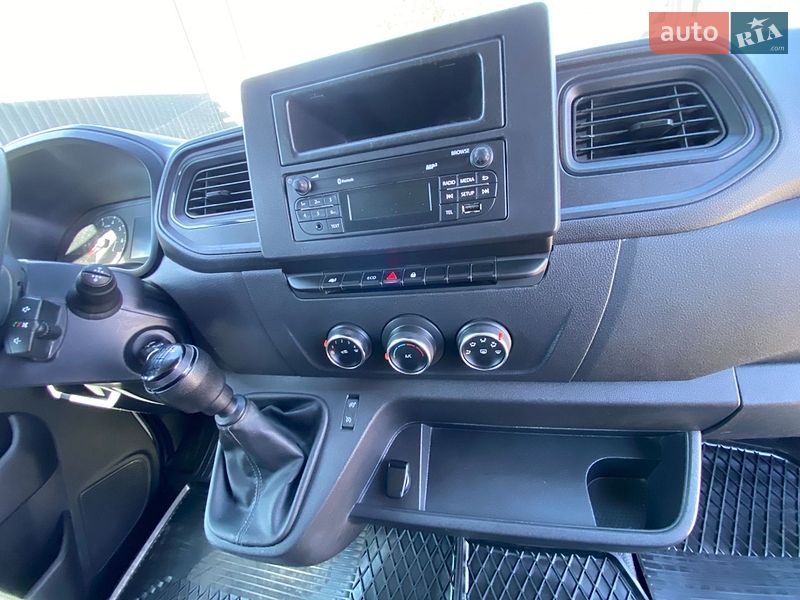 Вантажний фургон Renault Master 2023 в Ковелі