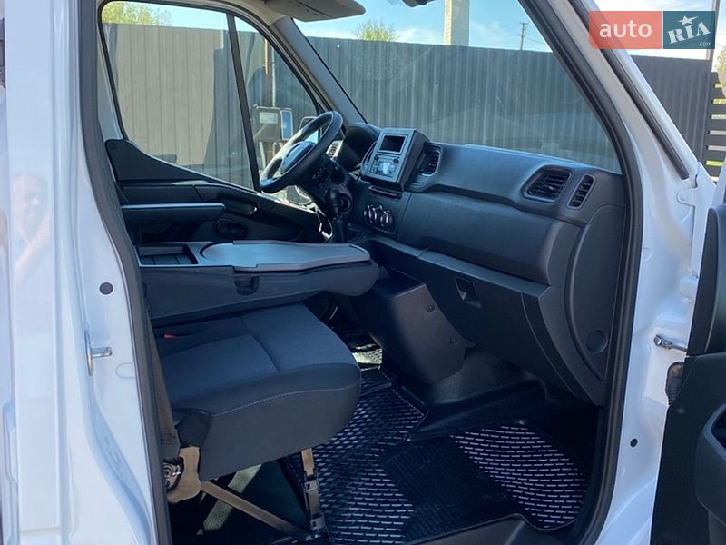 Грузовой фургон Renault Master 2023 в Ковеле