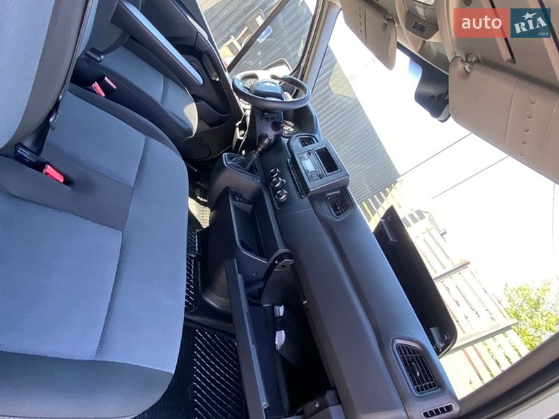 Вантажний фургон Renault Master 2023 в Ковелі
