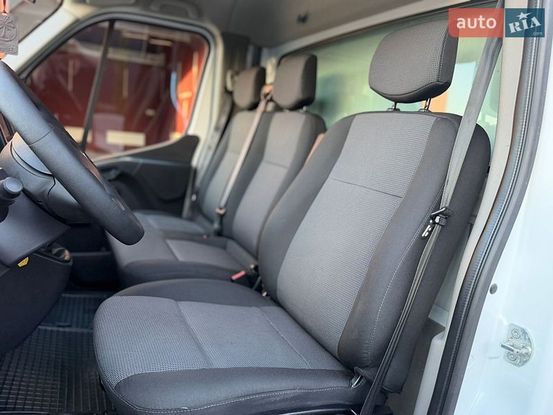 Грузовой фургон Renault Master 2021 в Дубно