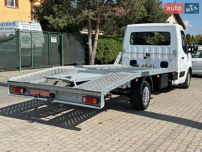 Автовоз Renault Master 2020 в Ужгороде