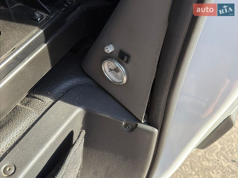 Грузовой фургон Renault Master 2016 в Львове