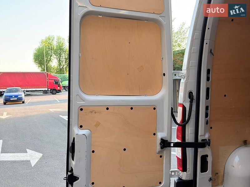 Грузовой фургон Renault Master 2021 в Киеве