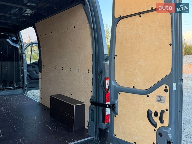 Грузовой фургон Renault Master 2023 в Ковеле