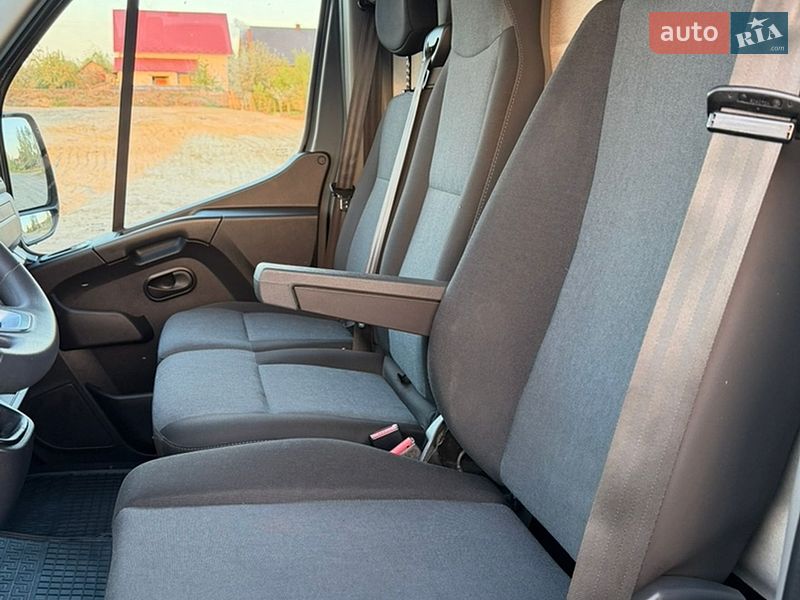 Грузовой фургон Renault Master 2023 в Ковеле