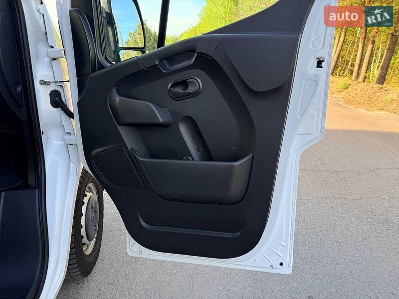 Тентованый Renault Master 2023 в Киеве