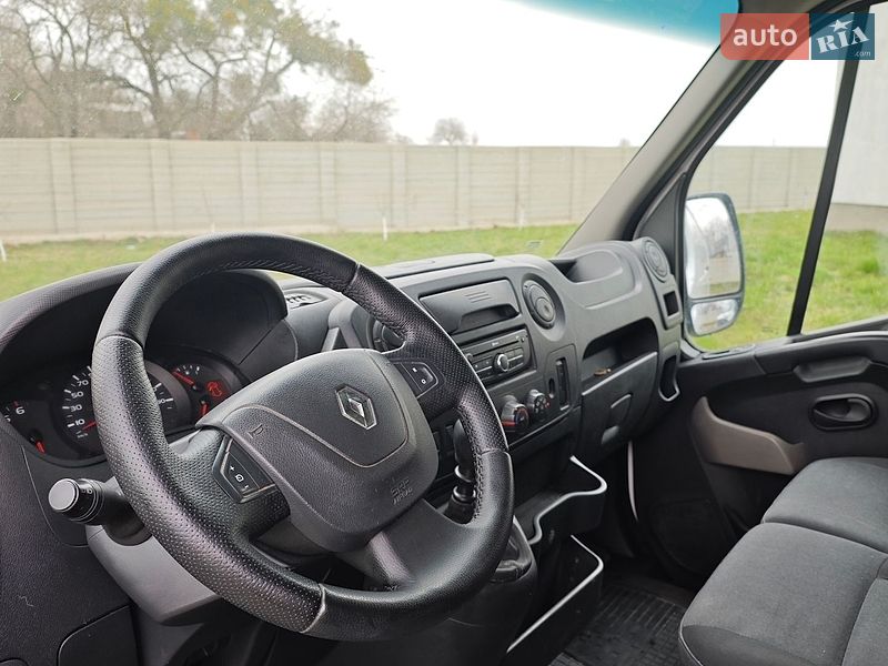 Вантажний фургон Renault Master 2018 в Луцьку