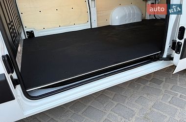 Грузовой фургон Renault Master 2018 в Дубно