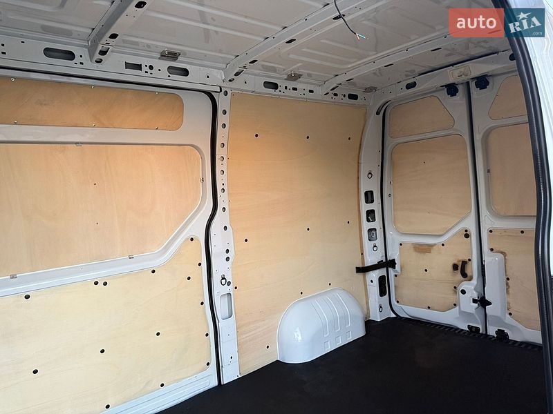 Грузовой фургон Renault Master 2018 в Дубно