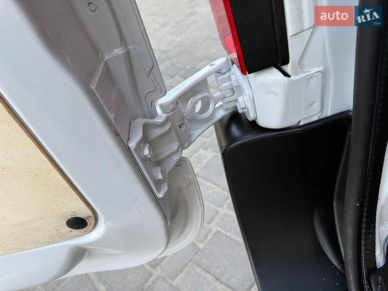 Грузовой фургон Renault Master 2018 в Дубно