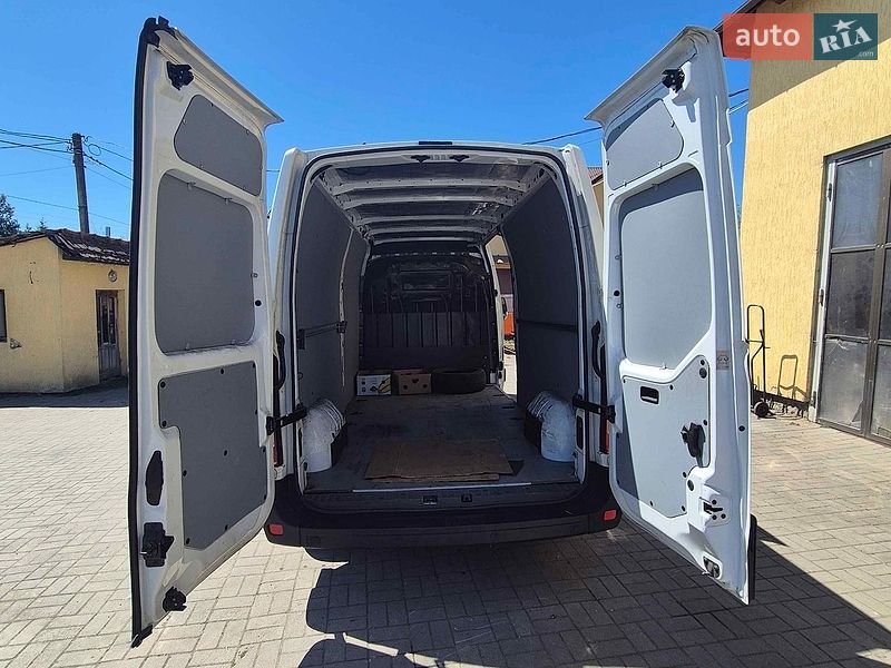 Вантажний фургон Renault Master 2021 в Дрогобичі