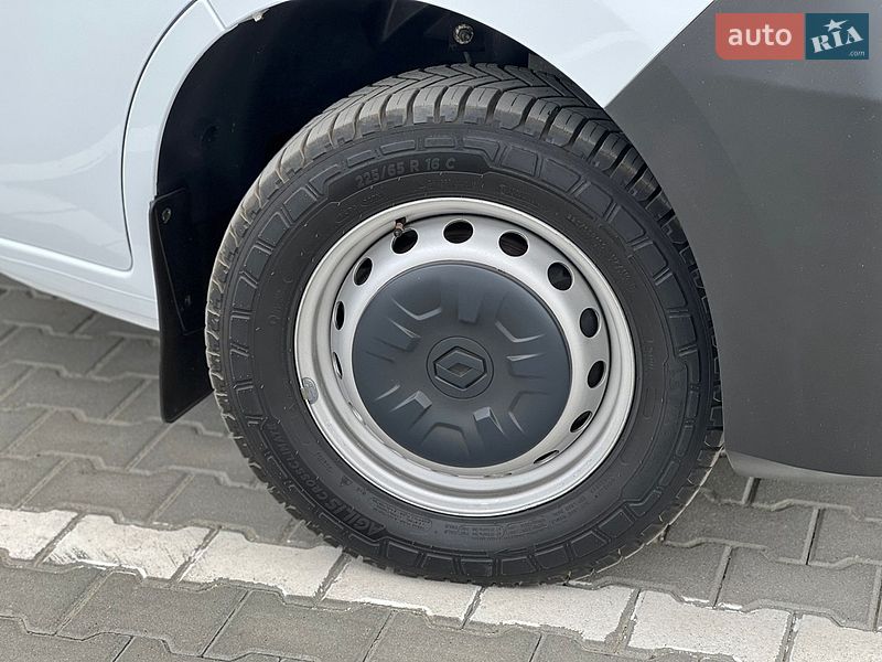 Шасси Renault Master 2022 в Дубно