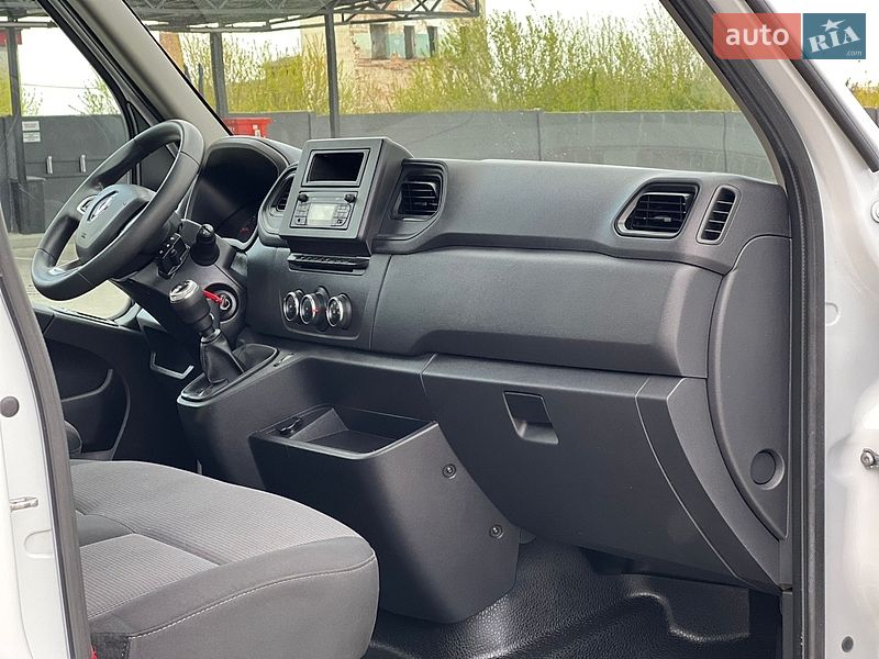 Шасси Renault Master 2022 в Дубно
