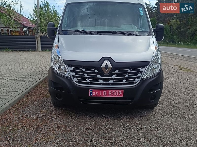 Вантажний фургон Renault Master 2017 в Дубні