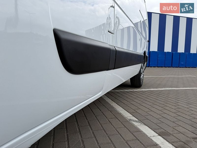 Грузовой фургон Renault Master 2021 в Дубно