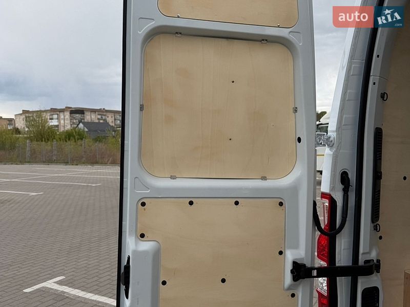 Грузовой фургон Renault Master 2021 в Дубно