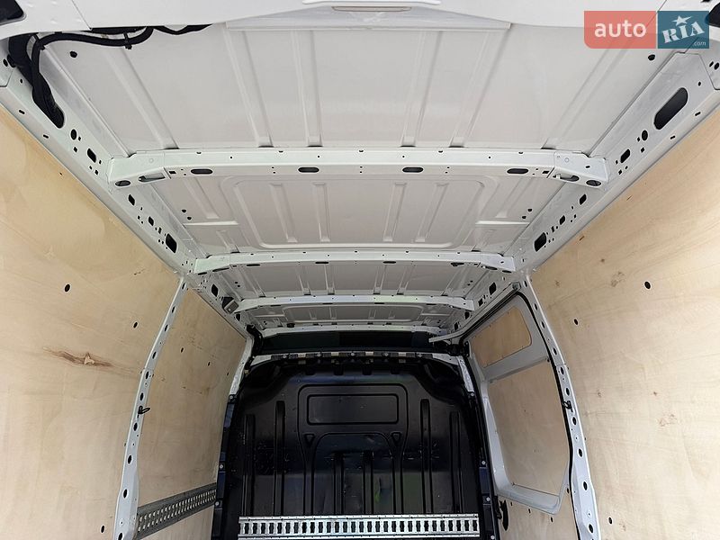 Грузовой фургон Renault Master 2021 в Дубно