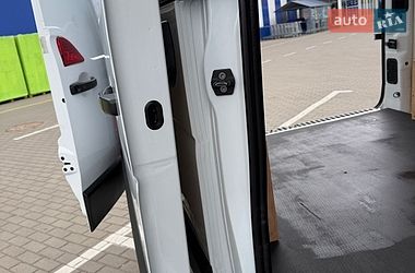 Грузовой фургон Renault Master 2021 в Дубно