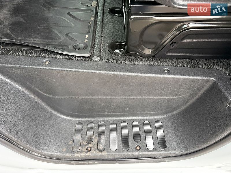 Грузовой фургон Renault Master 2021 в Дубно