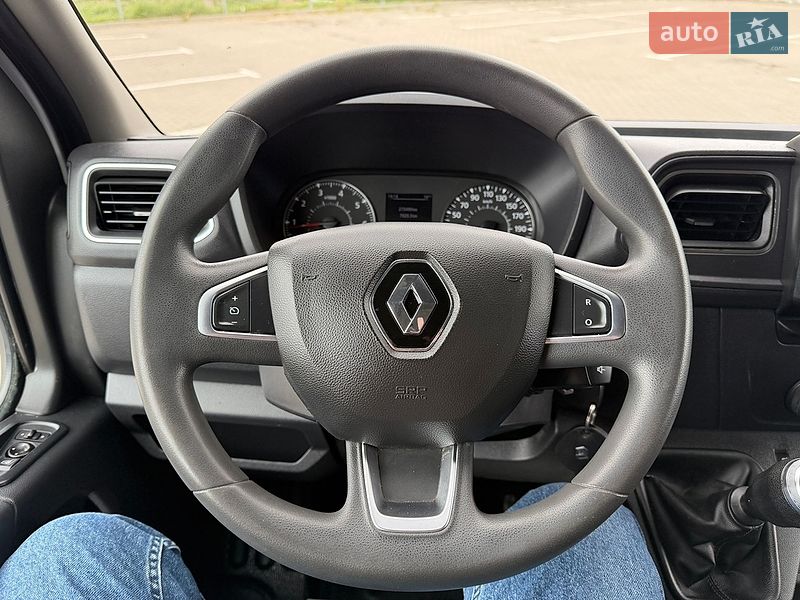 Грузовой фургон Renault Master 2021 в Дубно