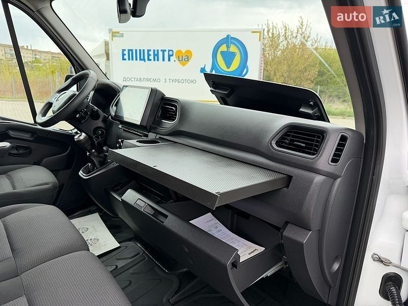 Грузовой фургон Renault Master 2021 в Дубно