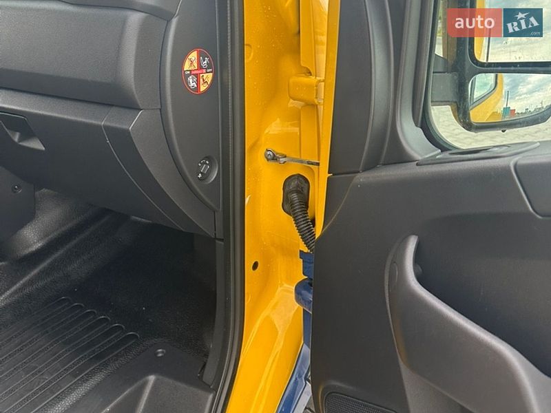 Грузовой фургон Renault Master 2020 в Львове