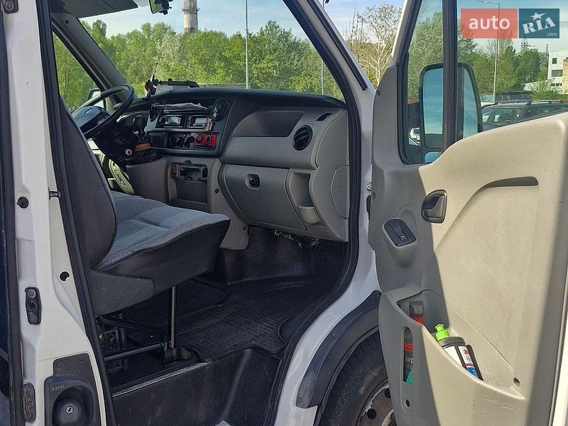 Грузопассажирский фургон Renault Master 2003 в Киеве