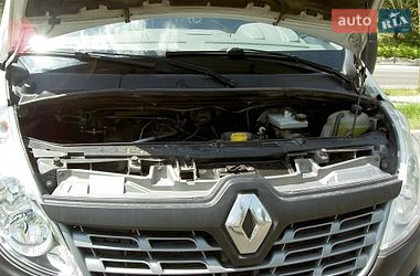 Вантажний фургон Renault Master 2017 в Львові