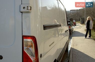 Вантажний фургон Renault Master 2017 в Львові