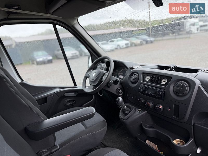 Автовоз Renault Master 2018 в Львові