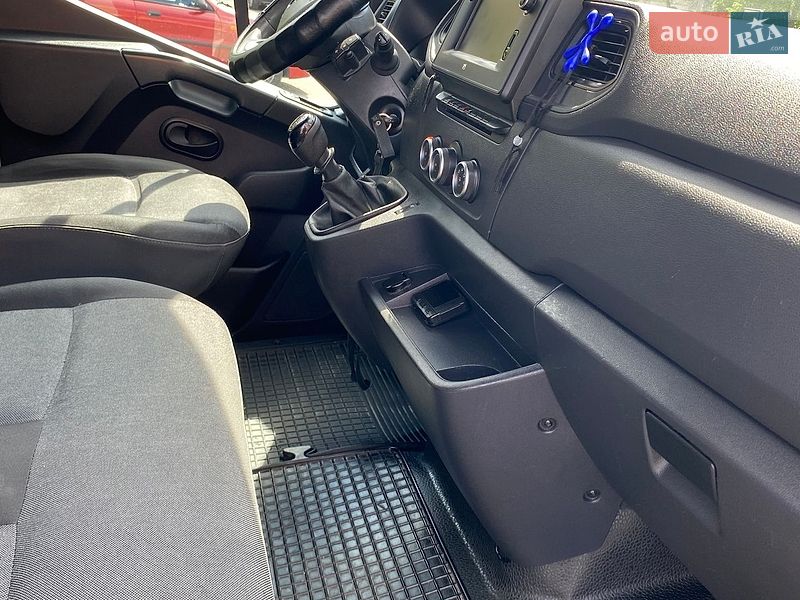 Грузовой фургон Renault Master 2020 в Киеве
