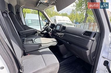 Грузовой фургон Renault Master 2022 в Киеве