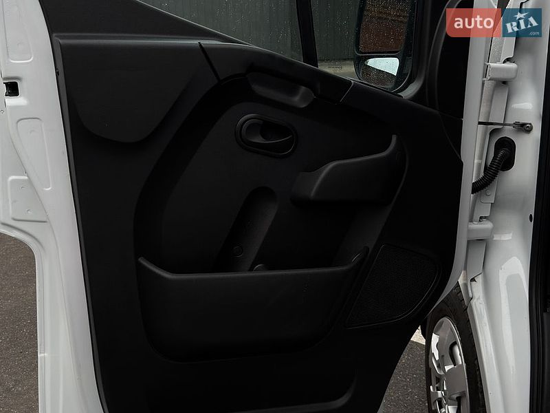 Грузовой фургон Renault Master 2021 в Киеве