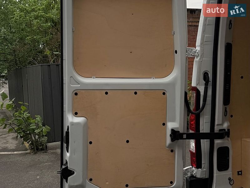 Грузовой фургон Renault Master 2021 в Киеве