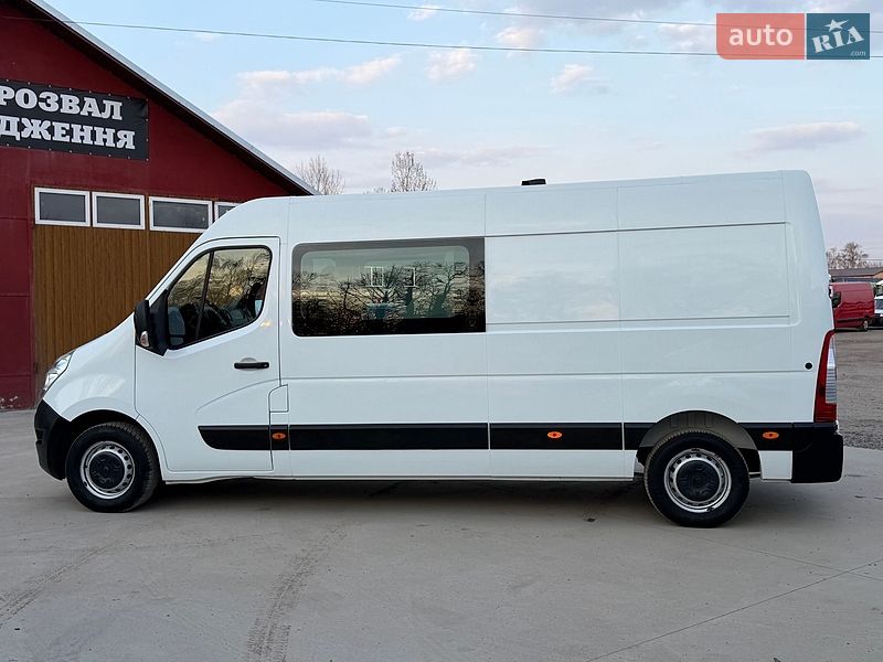 Грузопассажирский фургон Renault Master 2017 в Луцке