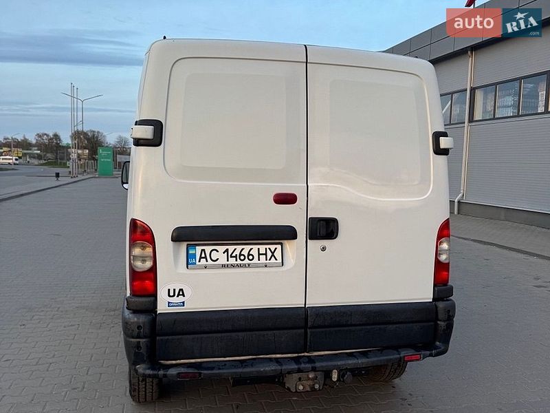 Вантажопасажирський фургон Renault Master 2007 в Нововолинську