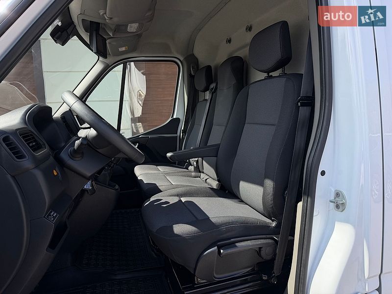Вантажний фургон Renault Master 2021 в Бердичеві