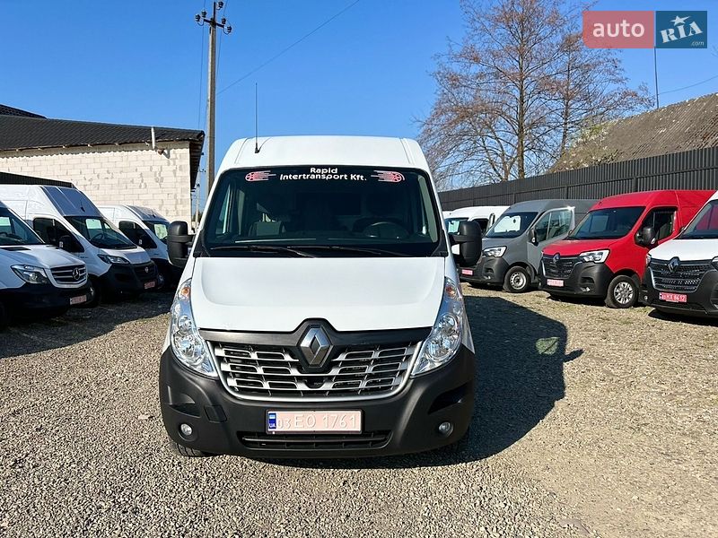Грузовой фургон Renault Master 2018 в Хусте