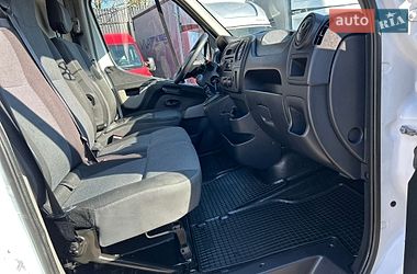 Грузовой фургон Renault Master 2018 в Хусте