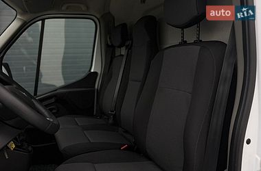 Вантажний фургон Renault Master 2020 в Дубні