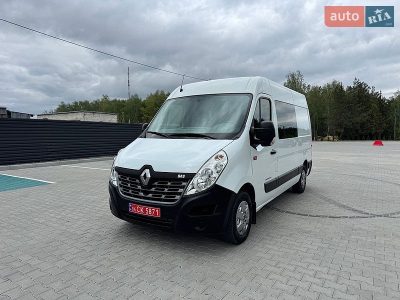 Вантажопасажирський фургон Renault Master 2017 в Ковелі