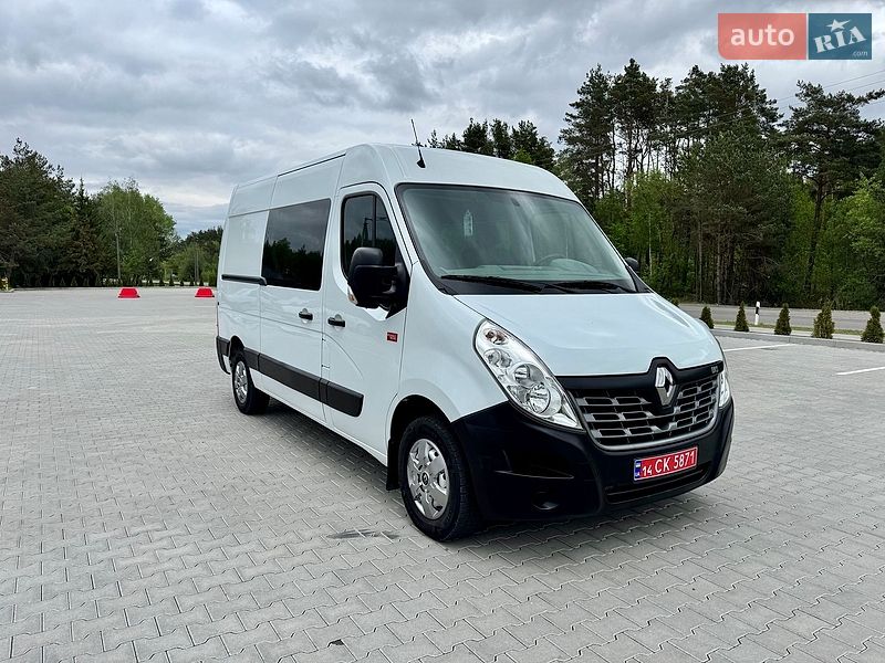 Вантажопасажирський фургон Renault Master 2017 в Ковелі