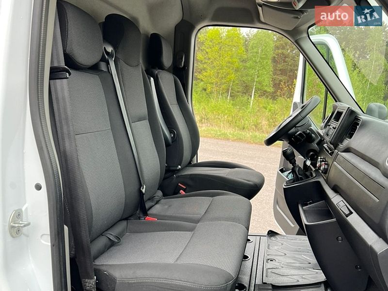 Вантажний фургон Renault Master 2023 в Ковелі