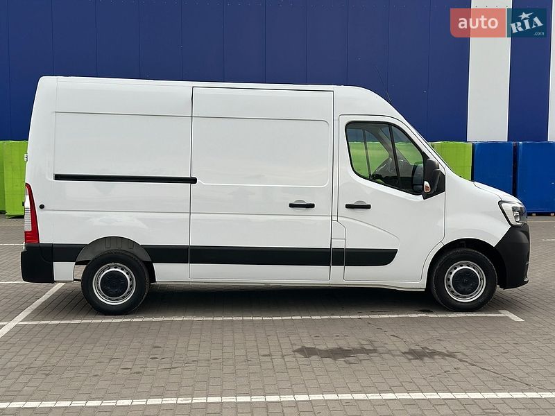 Грузовой фургон Renault Master 2021 в Дубно